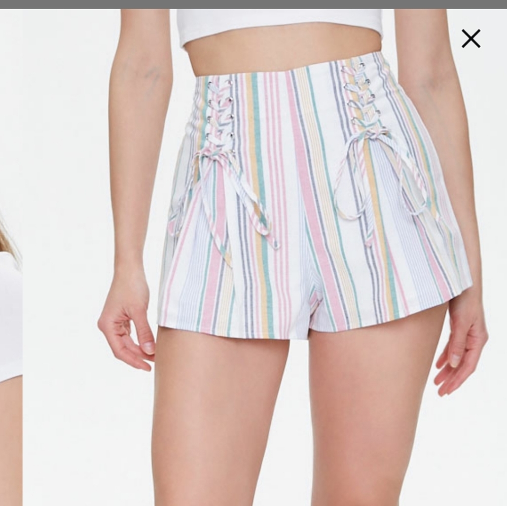 Print shorts